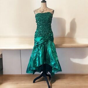 Vintage Metallic Green formal dress by ZUM ZUM 80’s homecoming prom SZ 3/4